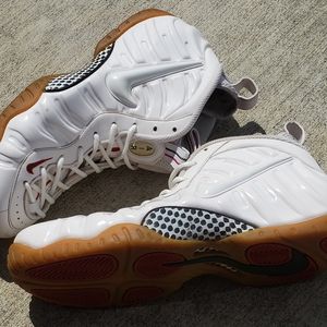 Nike Air Gucci Foamposite shoes size 11